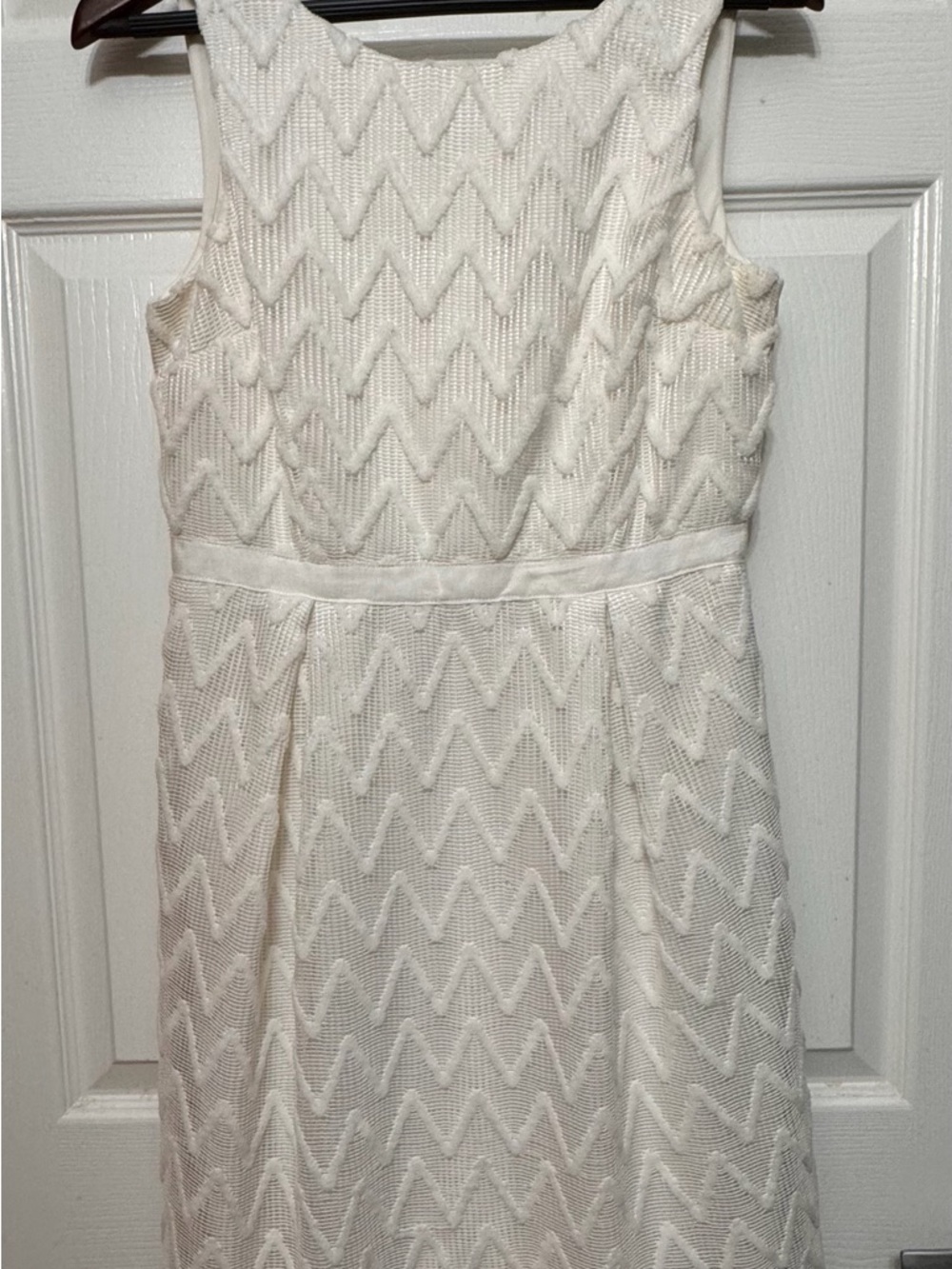 Sleeveless Cream Chevron Knit Midi Dress - Elegant Women's Dress